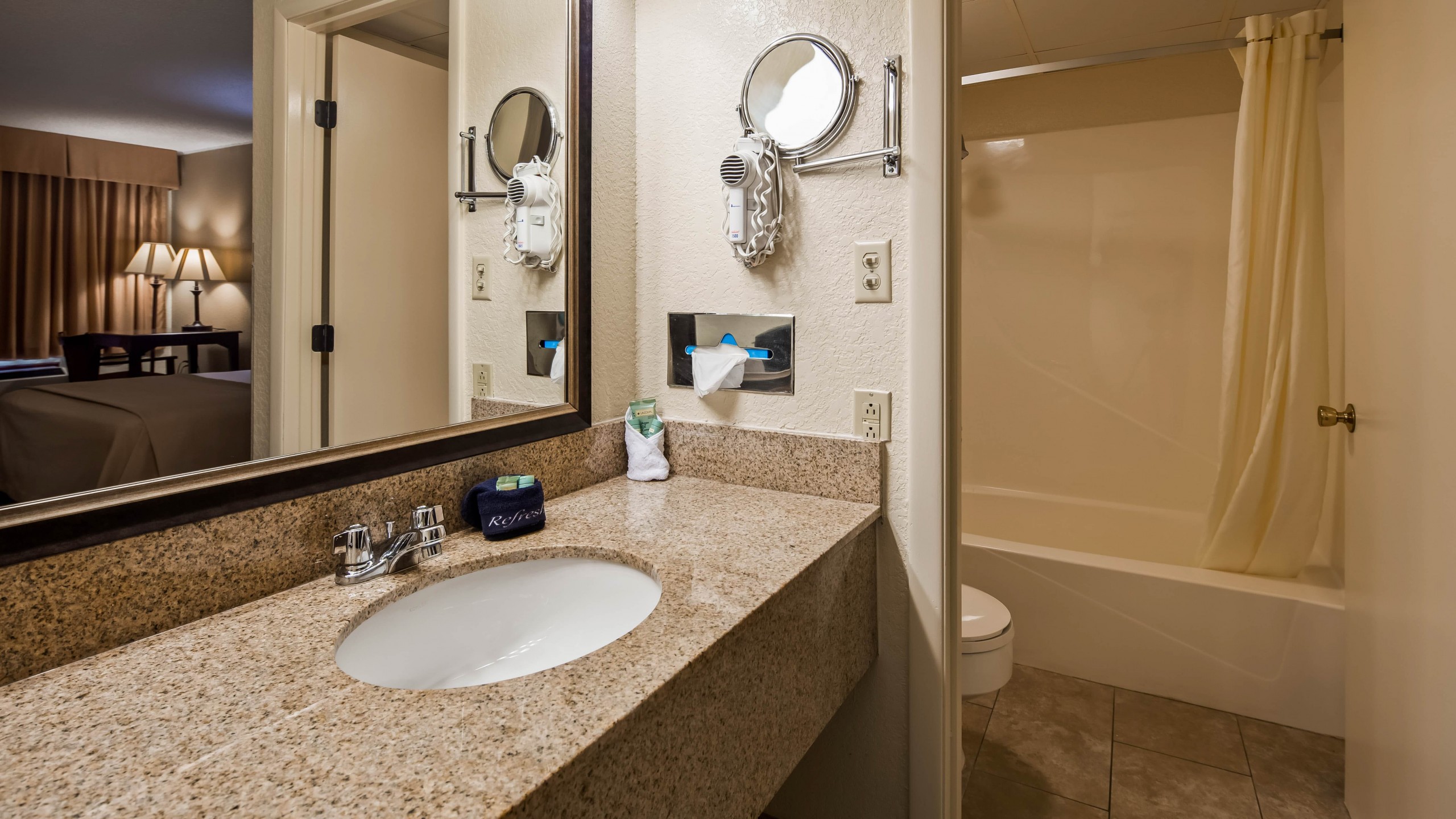 Best Western Center Pointe Inn