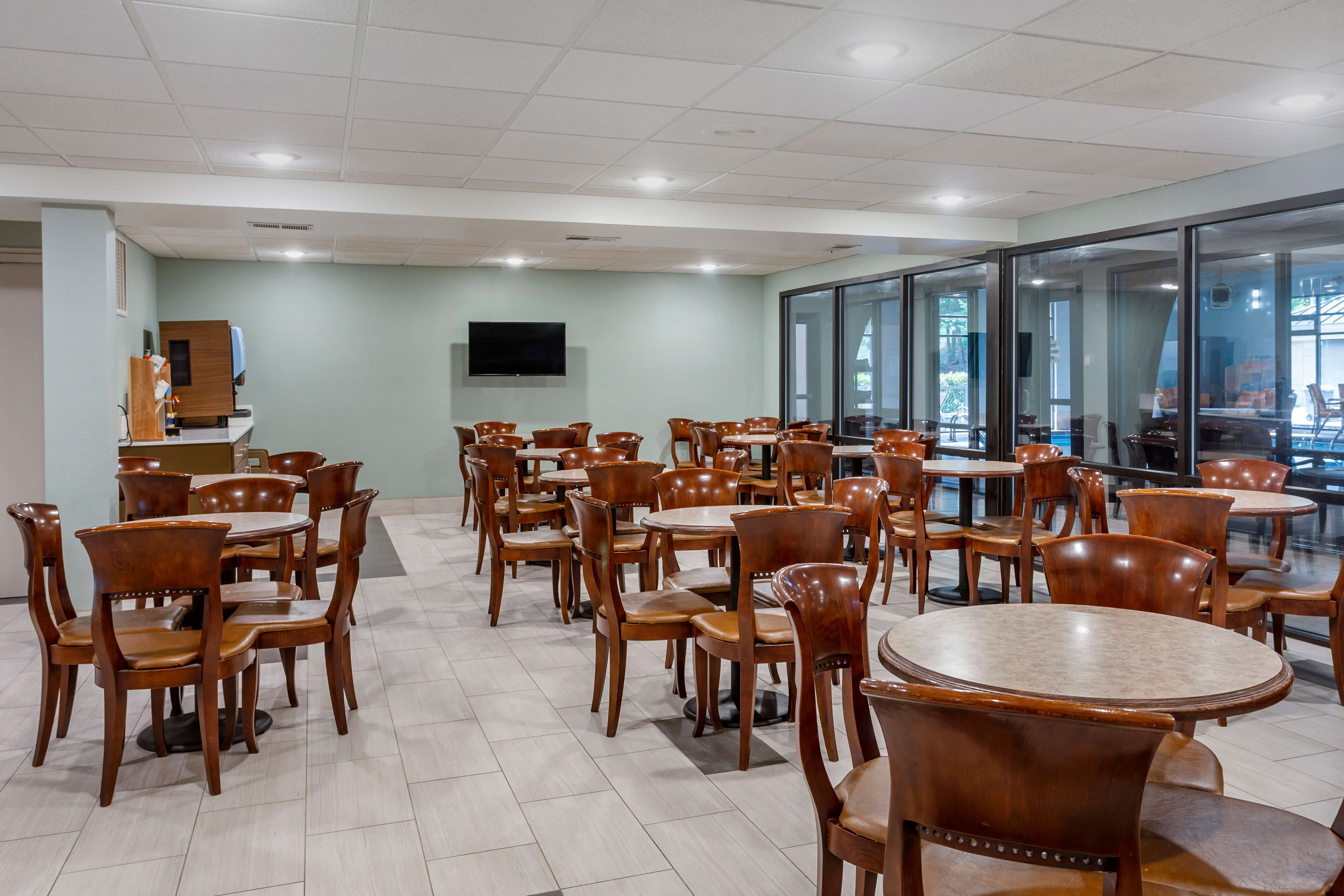 Holiday Inn Express Green Mtn. Drive