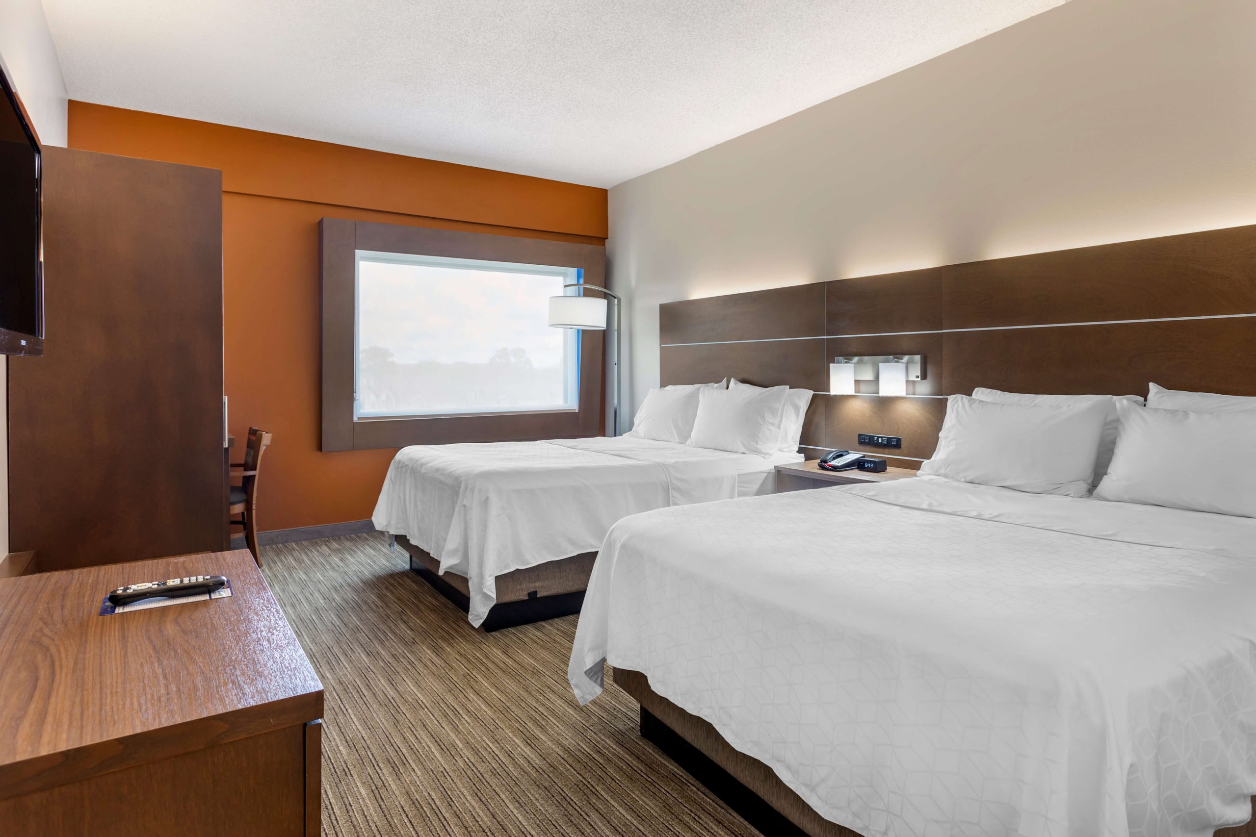 Holiday Inn Express Green Mtn. Drive 2 Queen Beds