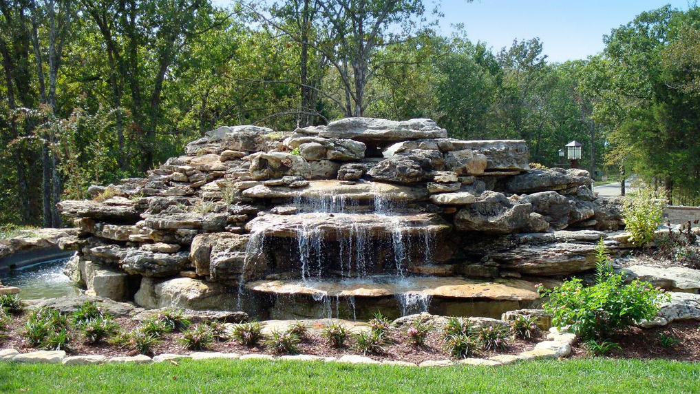 Whisper Cove Luxury Lakeside Living in Branson